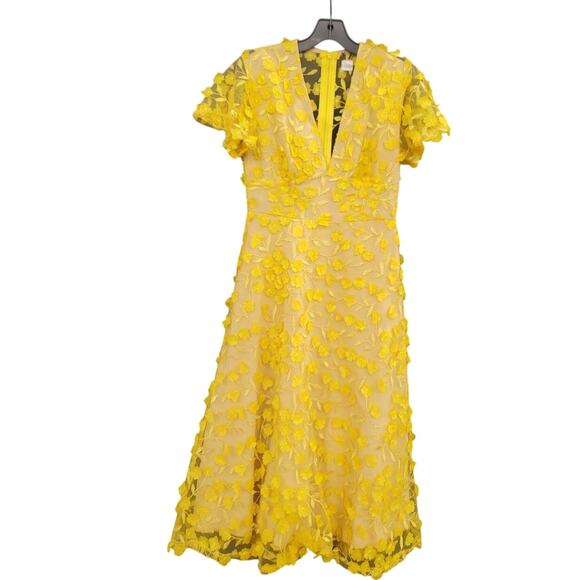 Yellow 3D Floral Embroidered Mesh Dress – Illusion Overlay Size XS - Picture 1 of 4